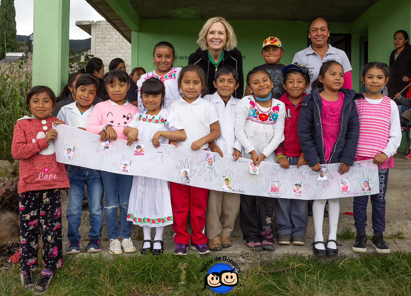 los adultos deben ayudar a los ninos